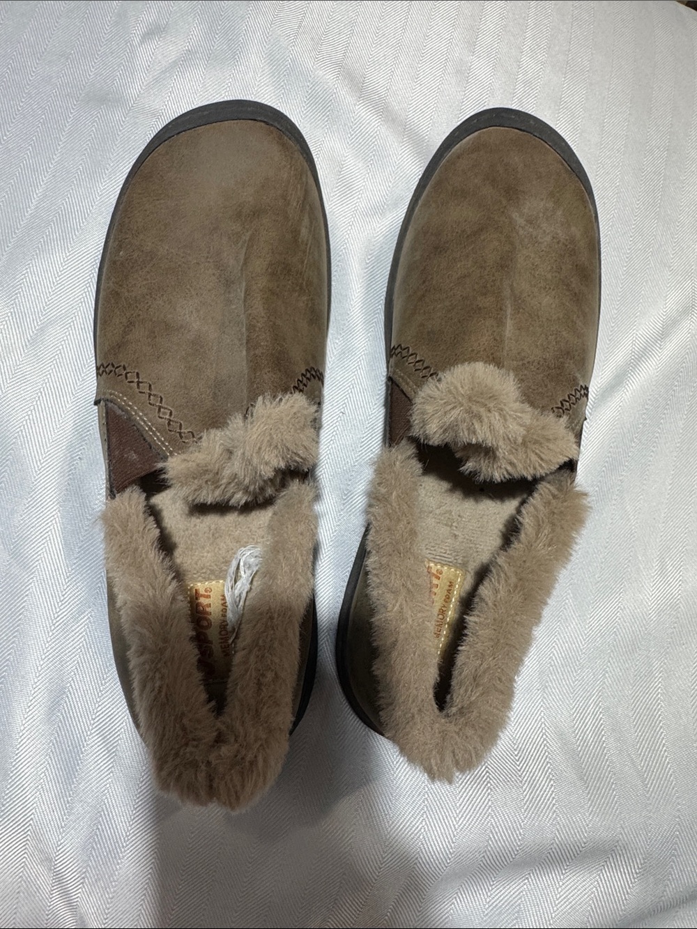 Men's Brown Faux-Fur Lined Slip-On Shoes